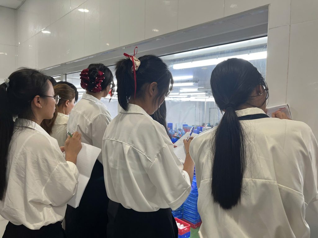 Sinh viên Đại học An Giang